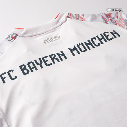 Bayern Munich Udebanetrøje 2025/26 UPAMECANO #2