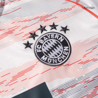 Bayern Munich Udebanetrøje 2025/26 UPAMECANO #2