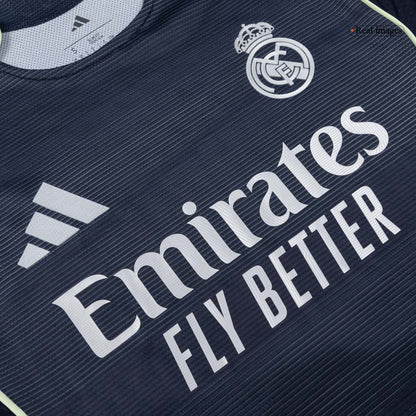 Real Madrid Udebanebanetrøje Spillerversion 2025/26 HUIJSEN #24 [PREMIUM]